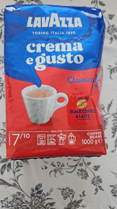 Vând cafea Lavazza boabe 1kg