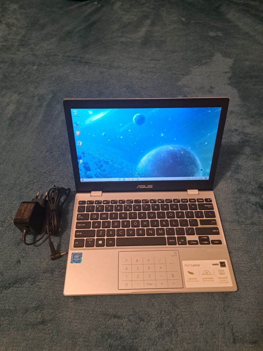 Laptop Asus E210MA