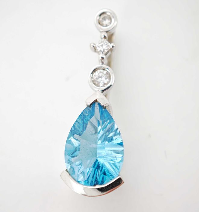 Pandativ aur 14k cu Topaz si Diamante