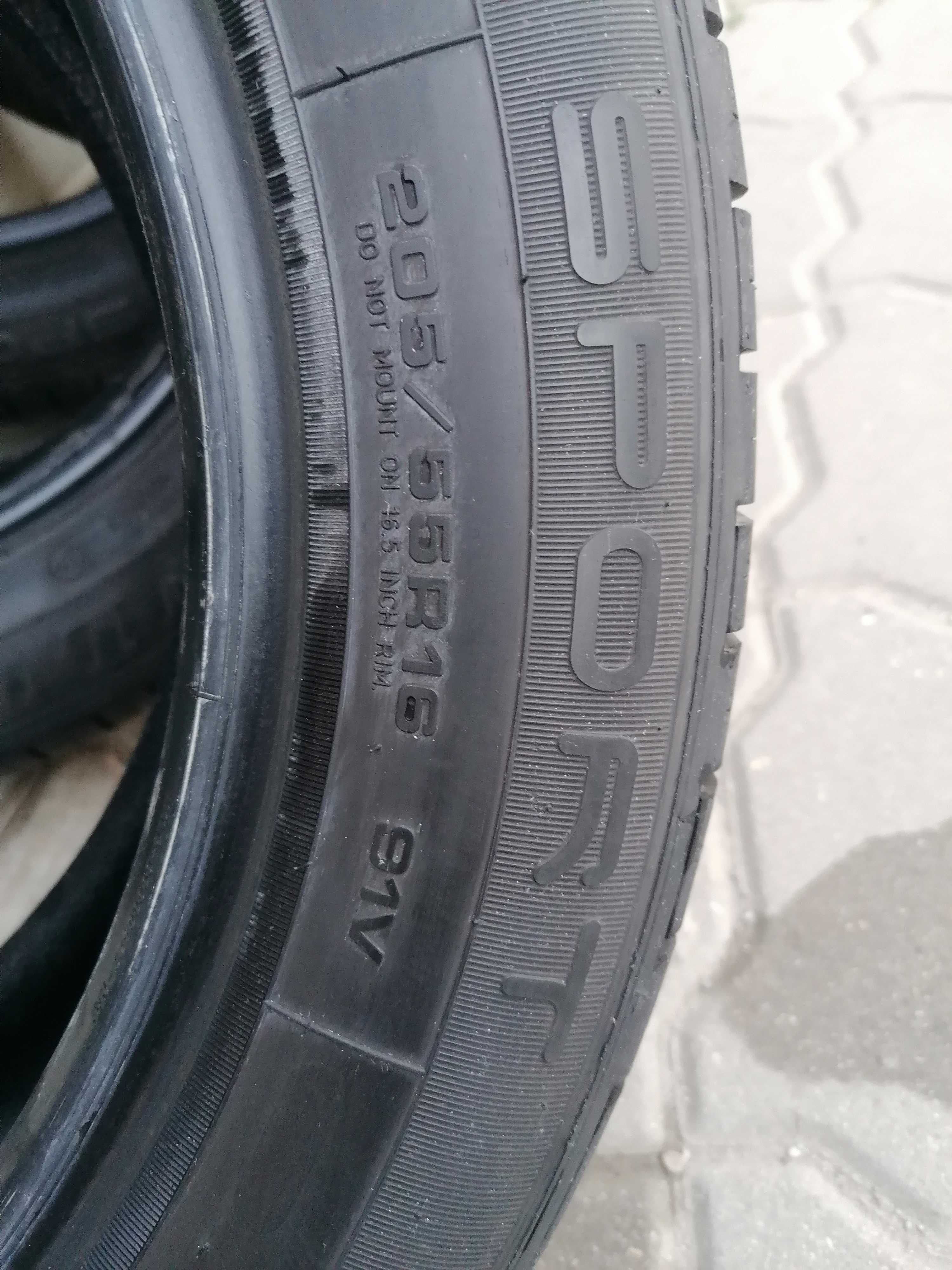 4 Броя гуми ДЪНЛОП