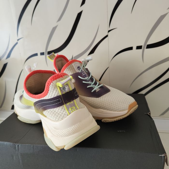 Adidasi Steven Madden