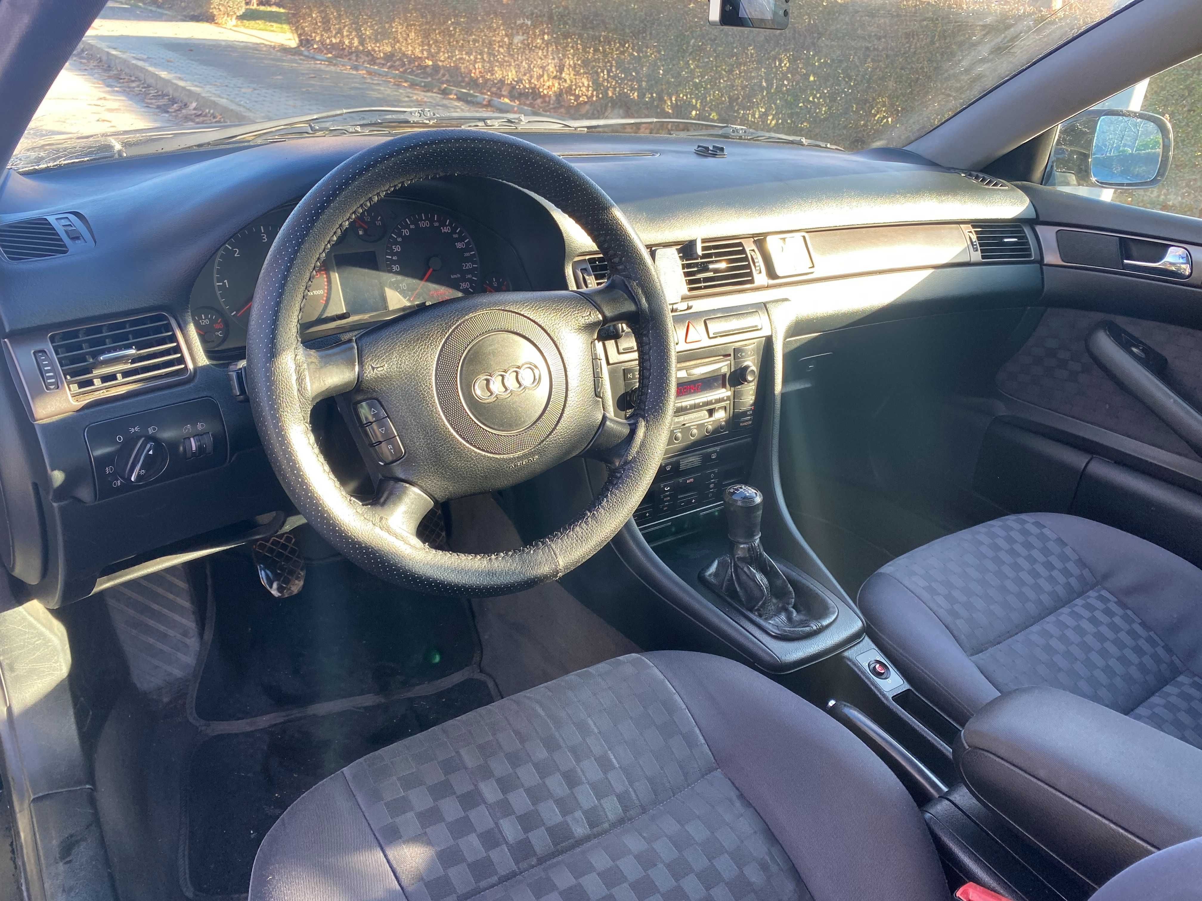 Audi A6  2.5  TDI