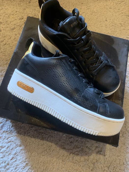 Дамски кецове Replay