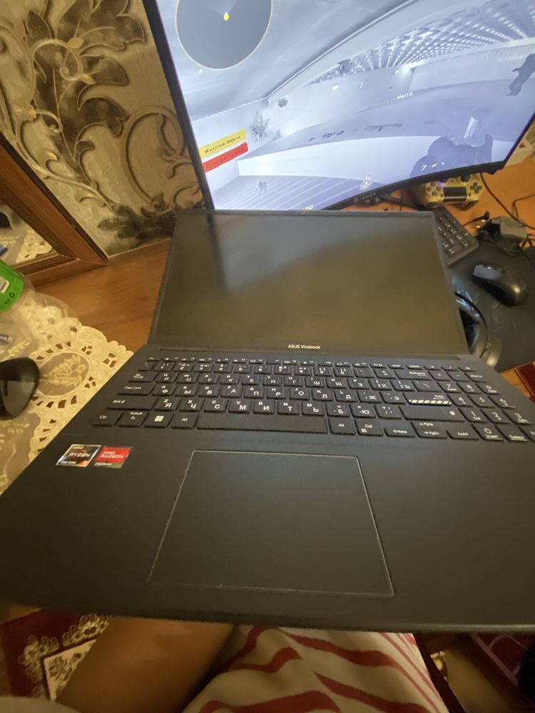 Asus vivobook 15
