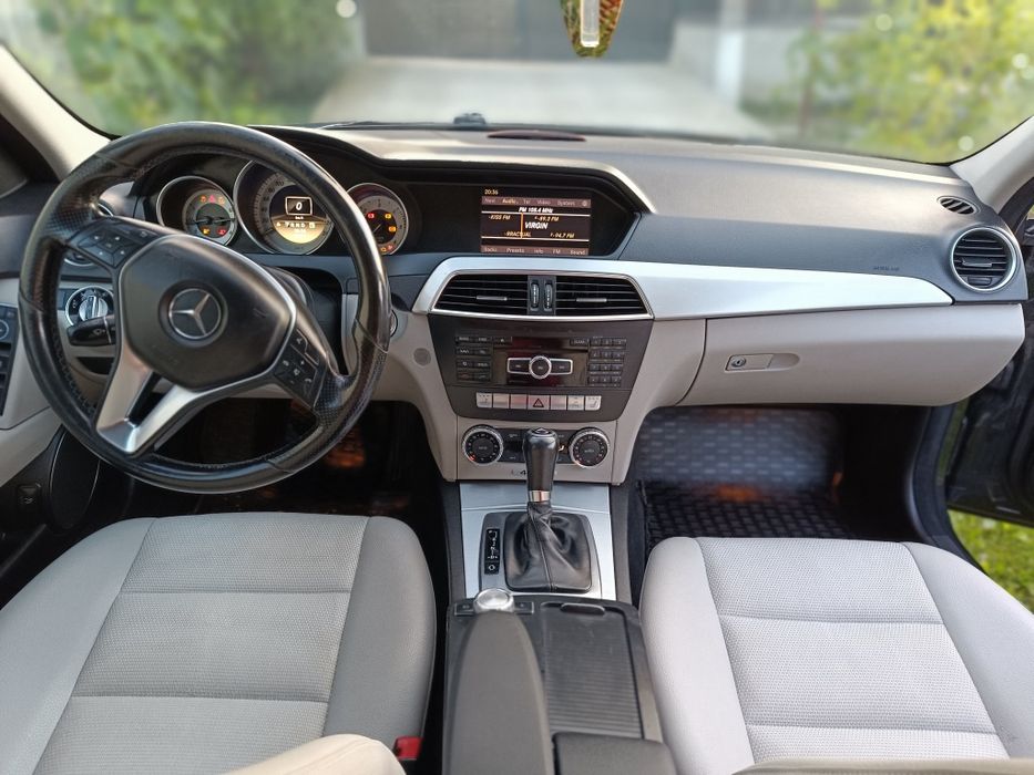 Mercedes C250 4MATIC 2.2 CDI 204 CP Full LED  Automat  2011