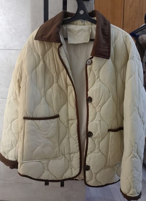 Куртка в хорошем состоянии новый за 10.000