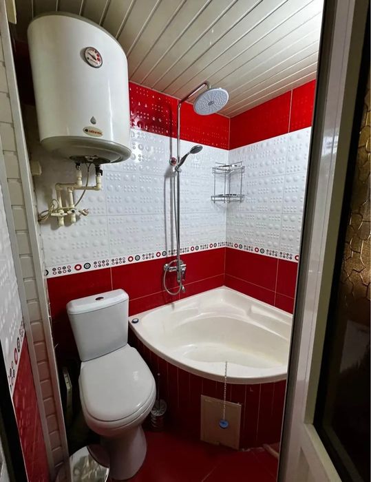 Продаётся  1-комн .квартира