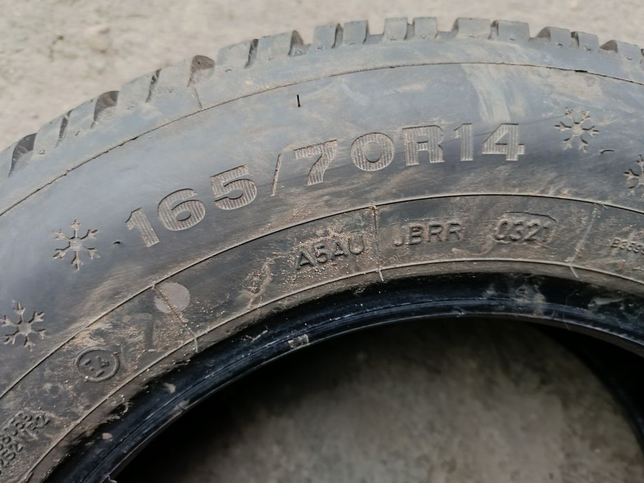 Зимни гуми -14цола -165/70-1бр.-65лв."DUNLOP"-като нови