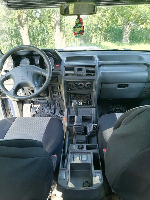 Pajero 2.5 off road +roți de schimb