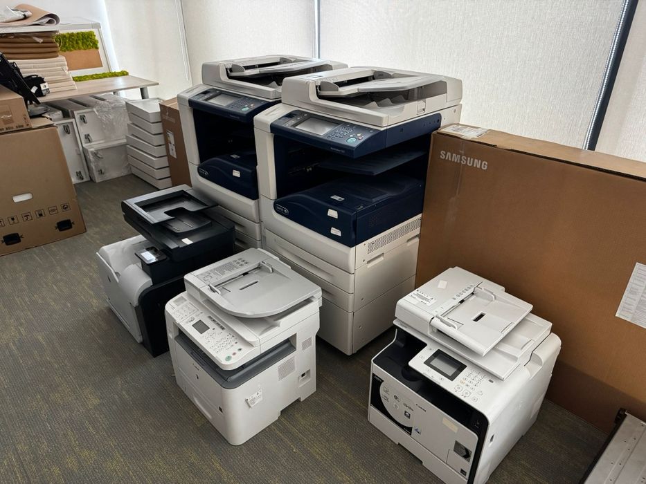 Vând imprimante funcționale