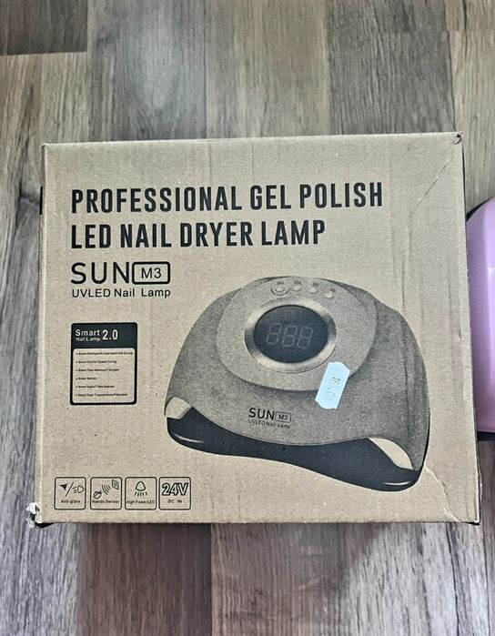 Lampă cu led profesională întăritor gel unghii marca SUN
