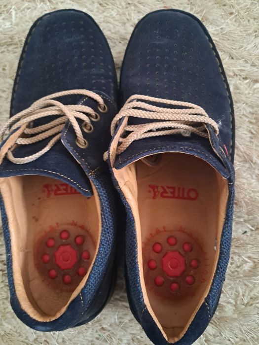 Vând pantofi barbati marimea 41