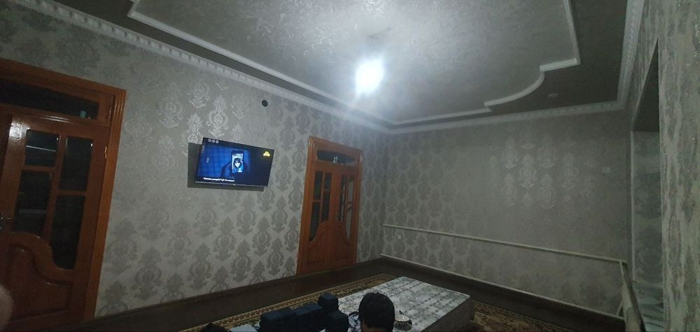 Uchaska sotiladi Qashqadaryo 4 xona srochna