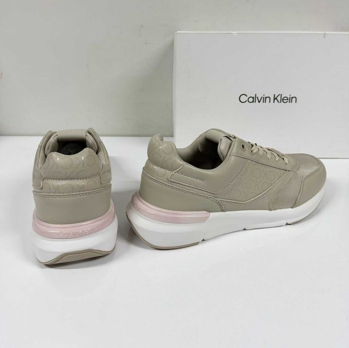 Calvin Klein Flexi Runner
