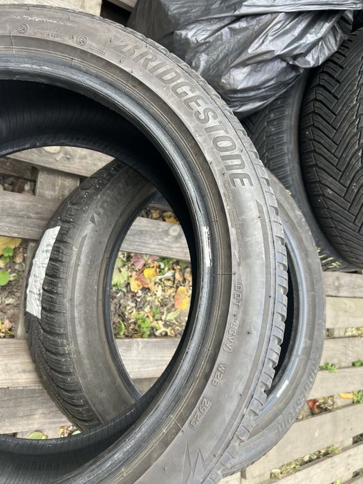 Cauciucuri iarna 235/45/18 Bridgestone 2021