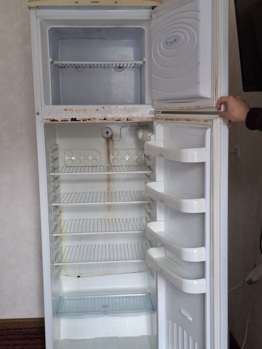 Продается холодильник