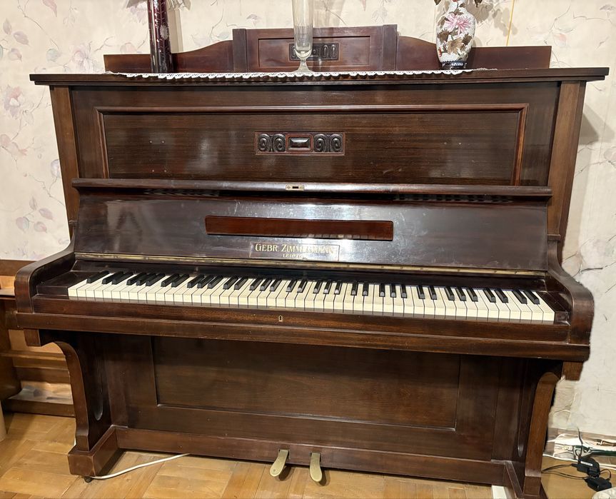 Pianina Zimmermann