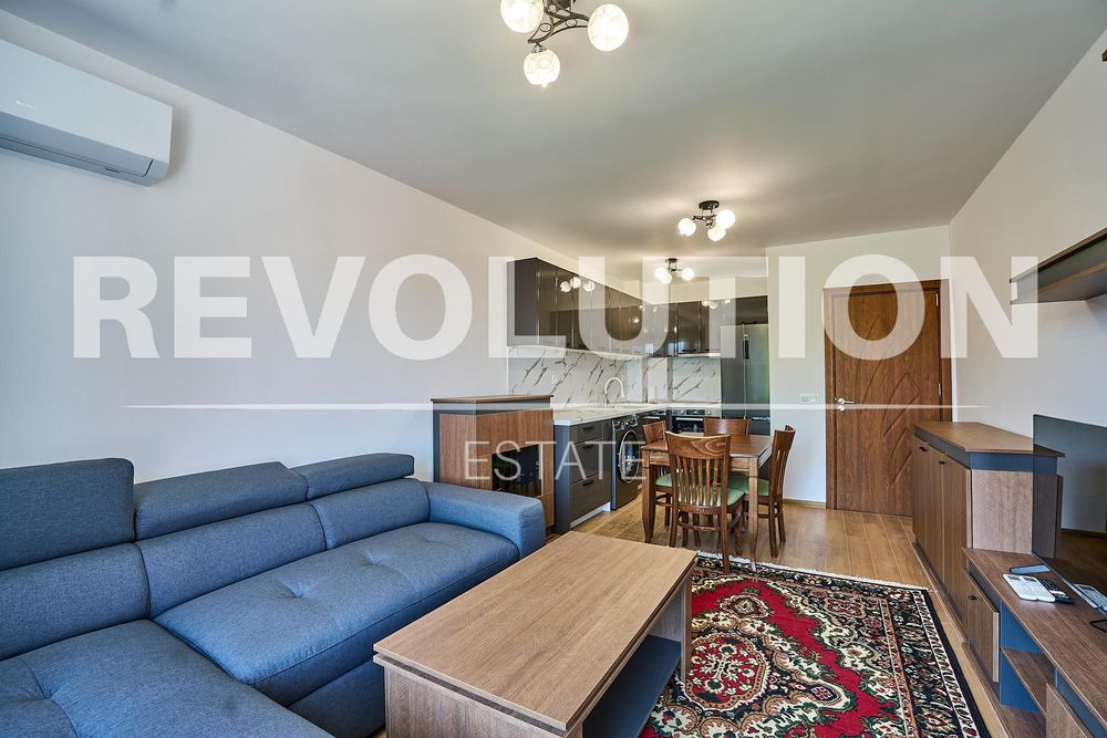 Дава се под наем Двустаен апартамент в Пловдив, Център - 50 кв.м за 460 € - Снимка #3