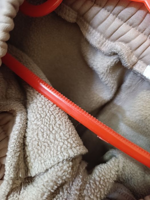 Продаются тёплые штанишки для девочек.