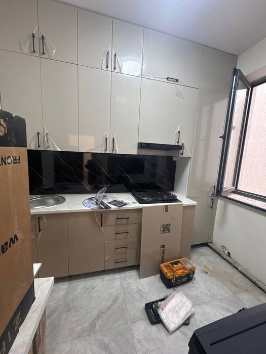 2 ком. квартира (52 м²), 2/2/3. Сергели, метро "Yangihayot" - 400 м.