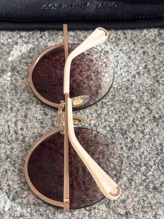 Очила COS x Linda Farrow