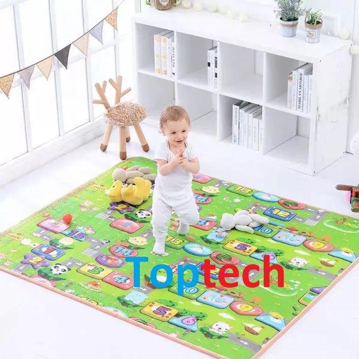 Детски килим за игра 150х180см – двулицев, топлоизолираща постелка