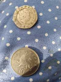 Vând monede cu regina Elisabeta din 2002 și 2006