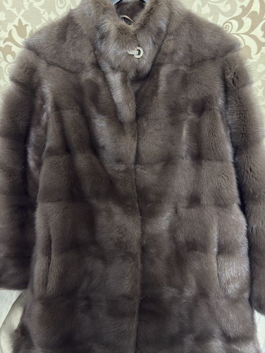Продам норкововкю шубу