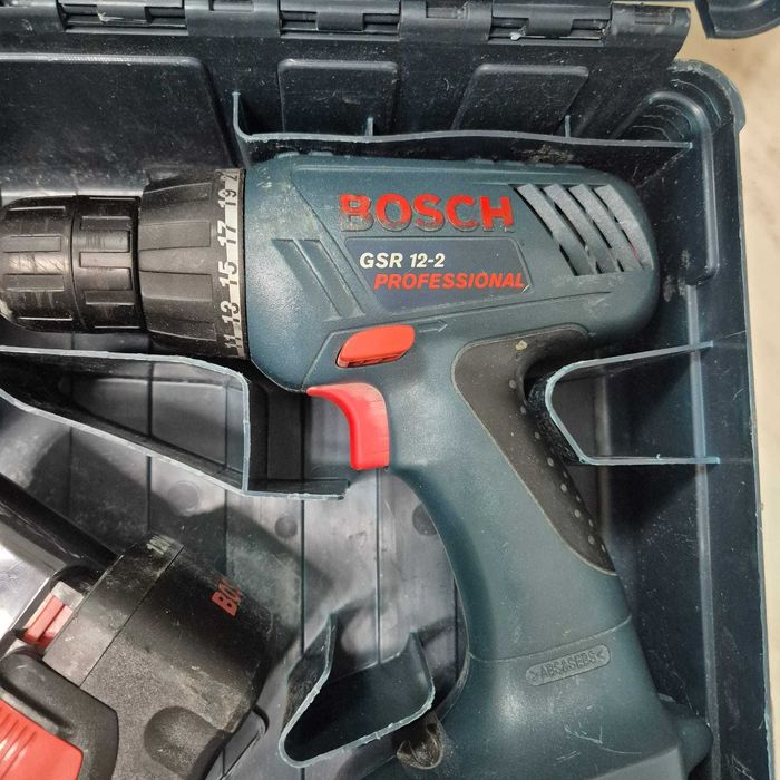 Masina de insurubat cu acumulatori Bosch GSR 12-2 V Cutie 3 acc 34323
