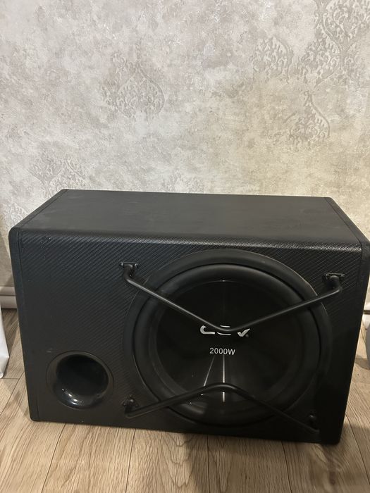 Продам активный Сабвуфер