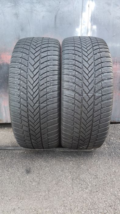 2бр. зимни гуми 275/45/21 Bridgestone Blizzak LM 005
dot22
6.7mm
Добро