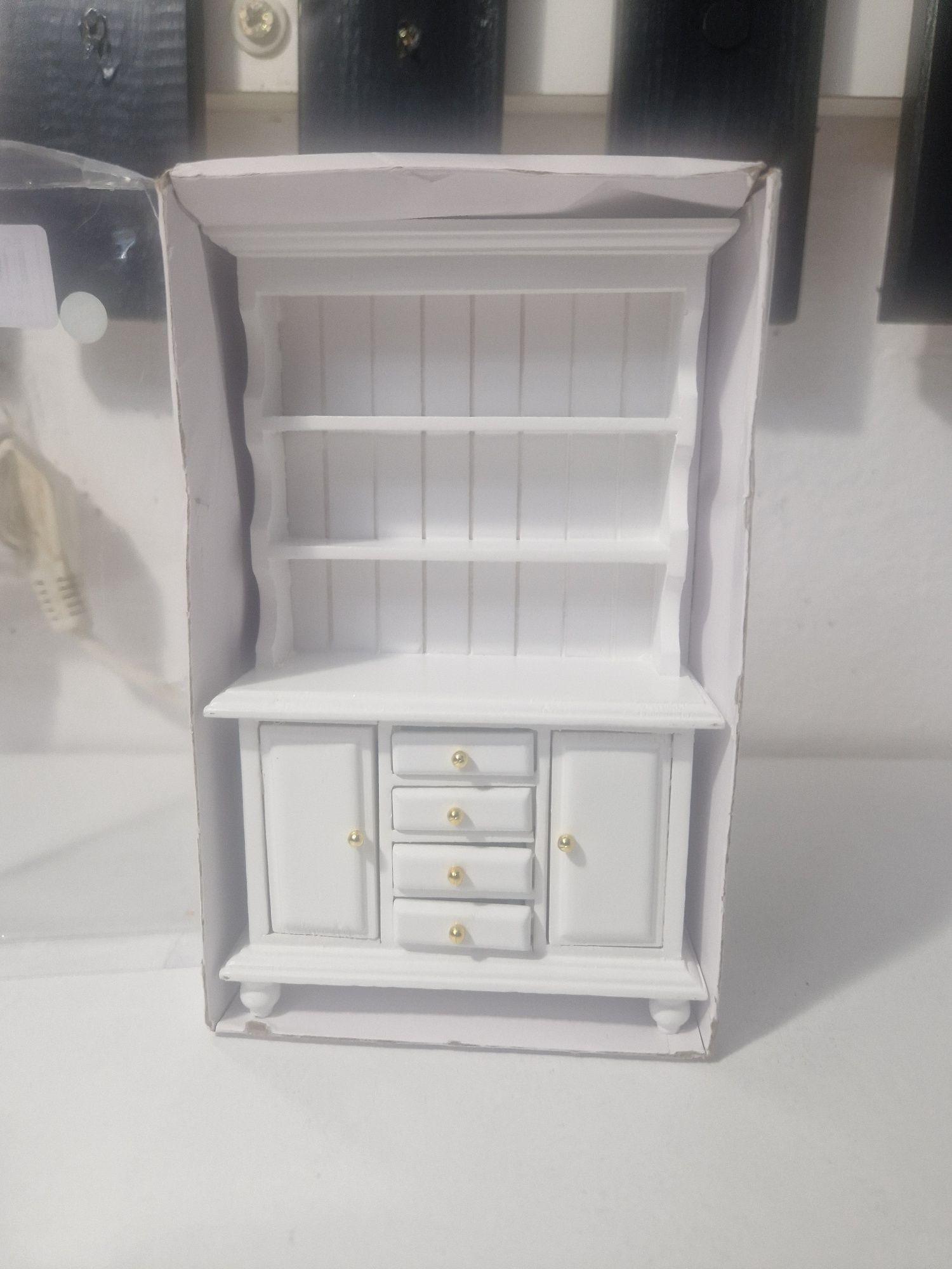 1:12 biblioteca alba de lemn miniatura