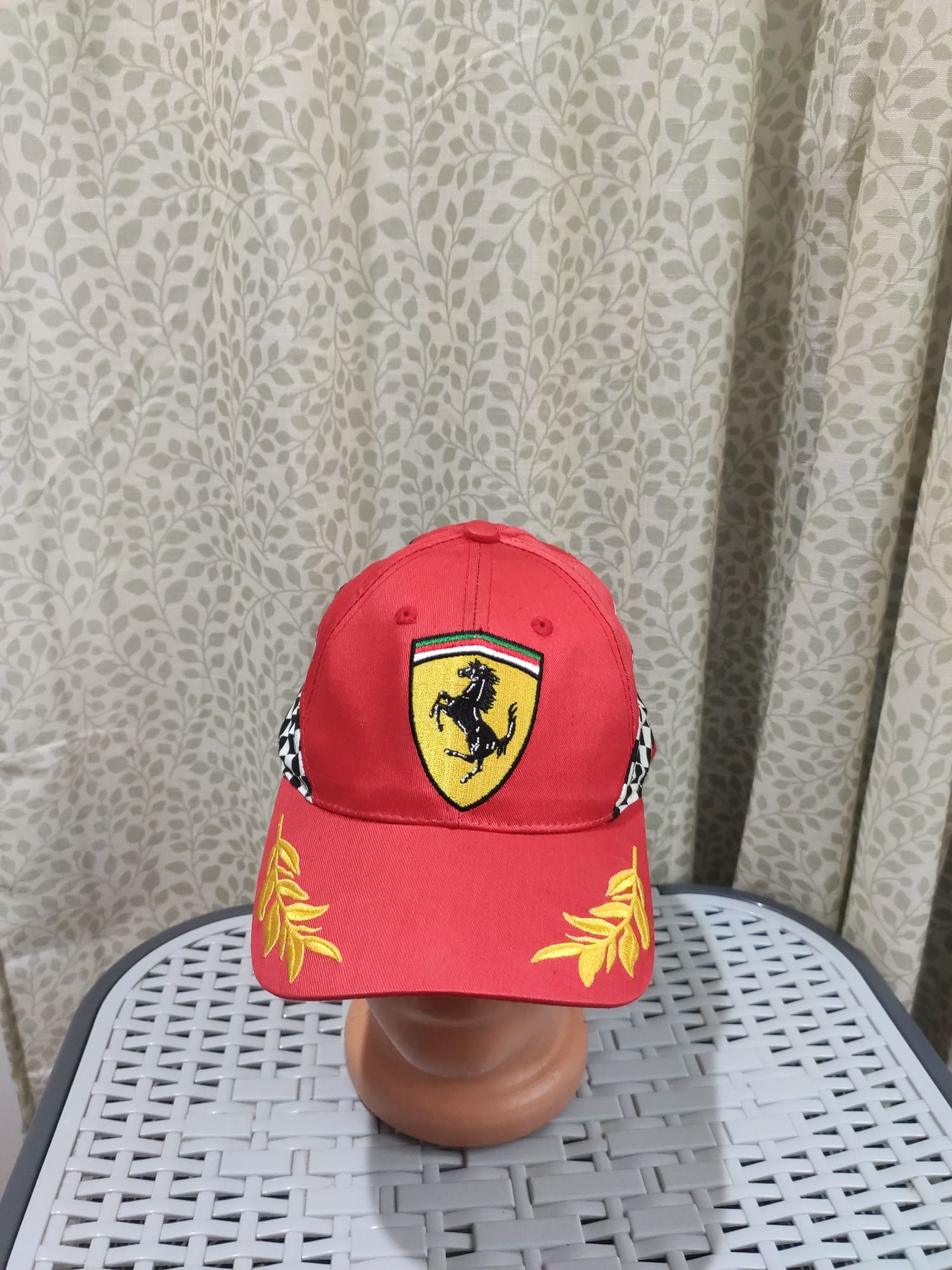 Sapca Ferrari mărime universala