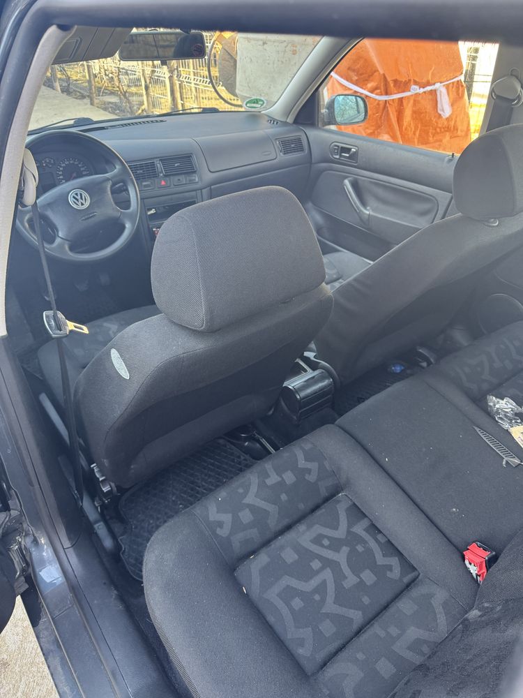 Volkswagen Golf 4 1.6 Benzina