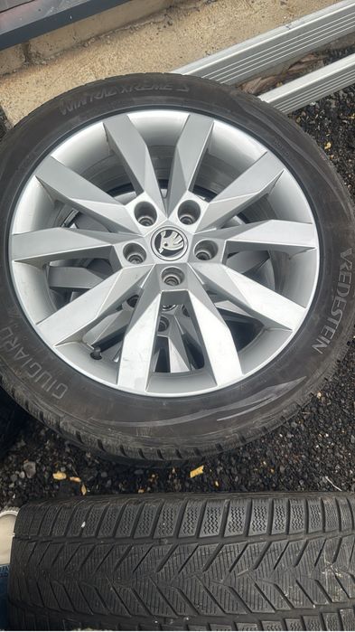 Roti Complete 205/50/17  Skoda Octavia