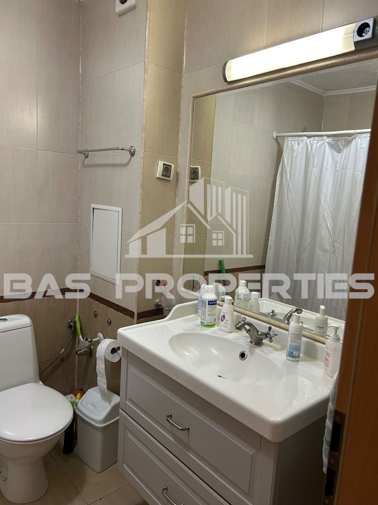 Дава се под наем Тристаен апартамент в София, Стрелбище - 100 кв.м за 850 € - Снимка #12