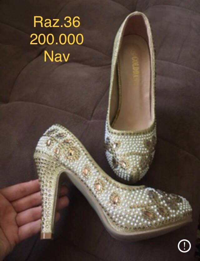 Модные туфли продам. 2+1. 2 ta olsangiz 3 bepul