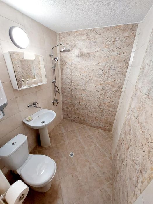 Дава се под наем Тристаен апартамент в София, Хаджи Димитър - 99 кв.м за 650 € - Снимка #7