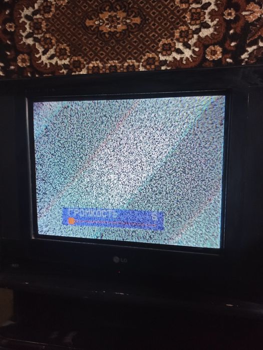 Телевизор Lg продаётся