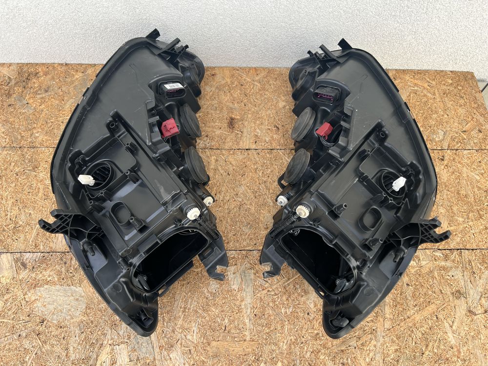 SET Far stanga dreapta Audi A6 C7 4G Xenon + LED Originale Europa