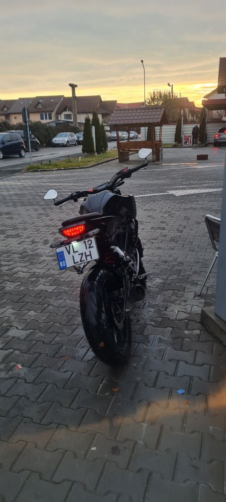 Honda cb 125 r (nu kawasaki, yamaha, suzuki)
