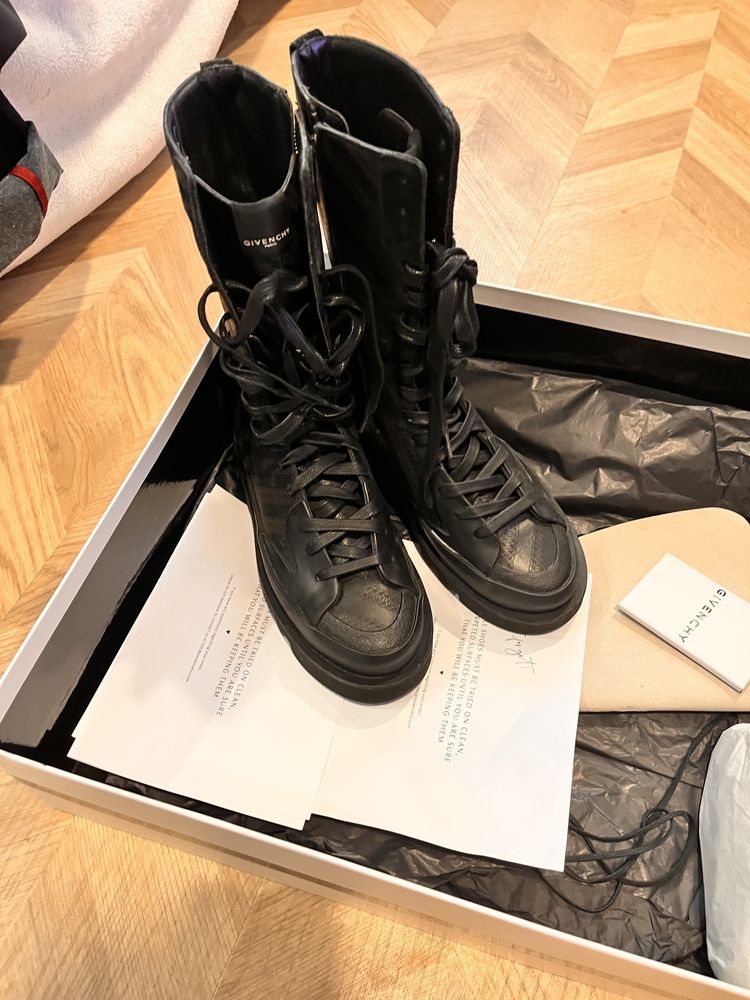 Боти Givenchy 37