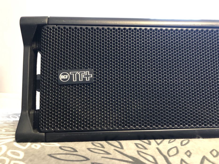 Vând RCF TT052 A -defectă