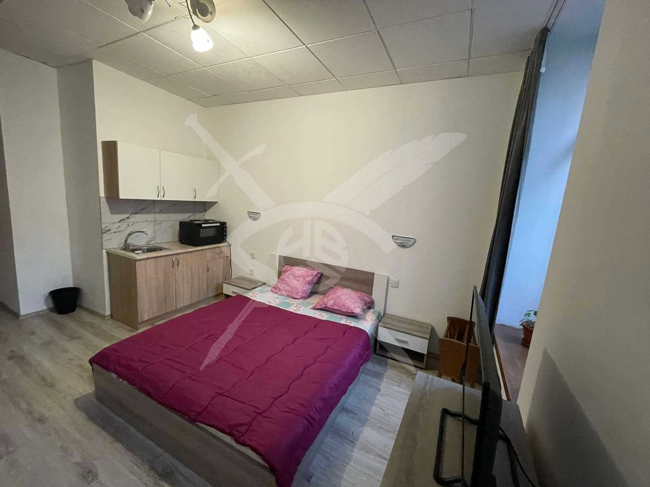 Дава се под наем Едностаен апартамент в Варна, ЖП Гара - 45 кв.м за 350 € - Снимка #1