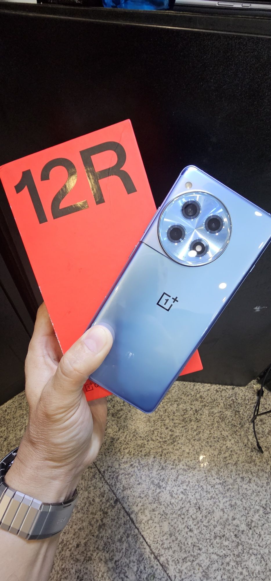 One plus 12R 16/256