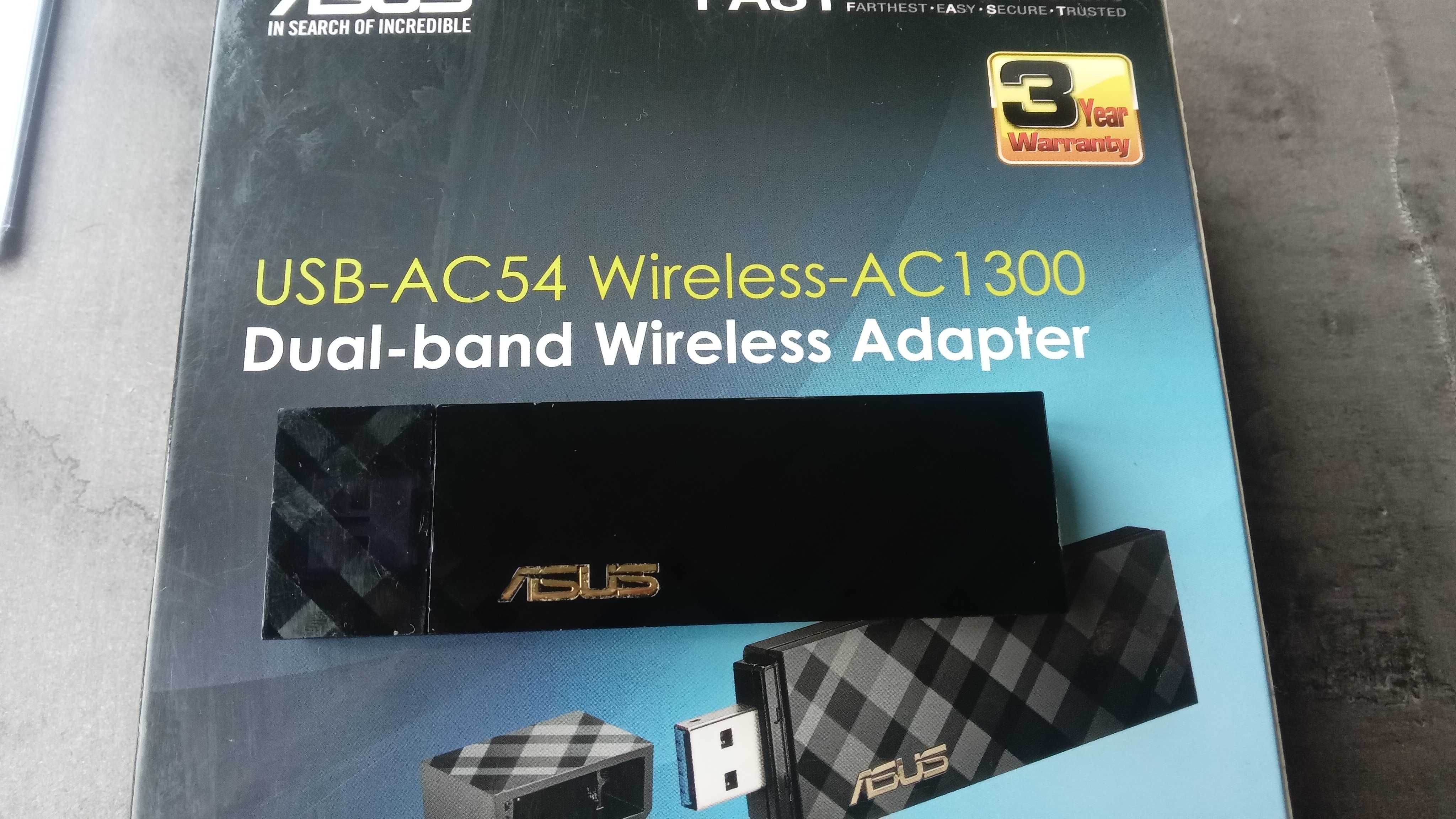 Безжичен адаптер Asus USB-AC54