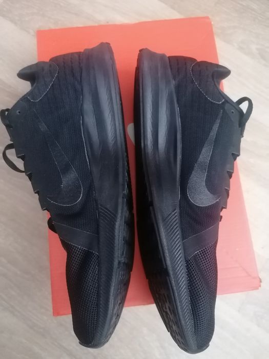 Nike Downshifter 8 и Nike Revolution 4  номер 44