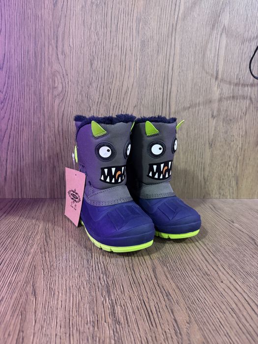 Продам детские сапоги