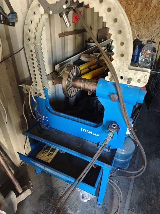 Прокат дисков стенд для проката дисков новый