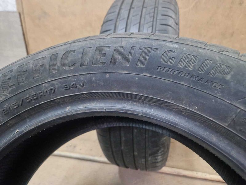 2 Goodyear R17 215/55
летни гуми
DOT4220